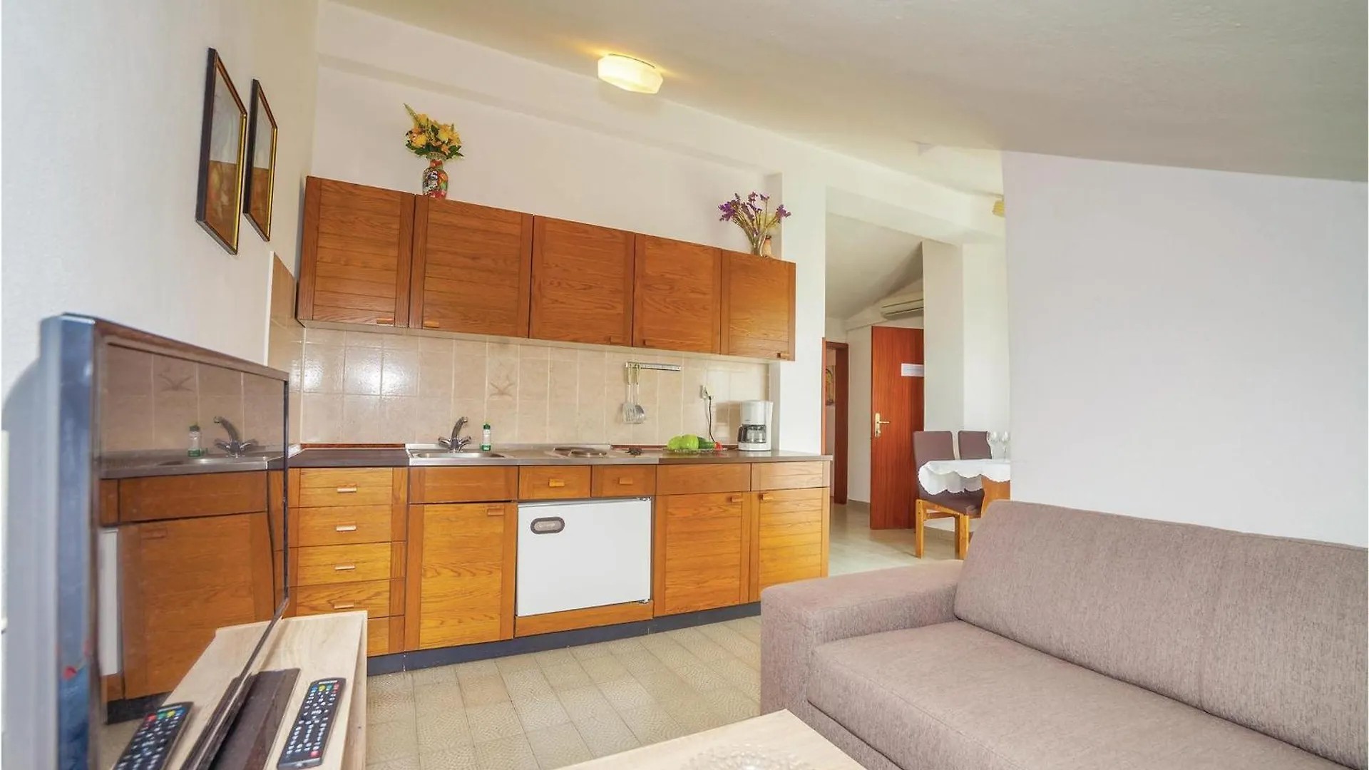 2 Bedroom Amazing Apartment In Crikvenica