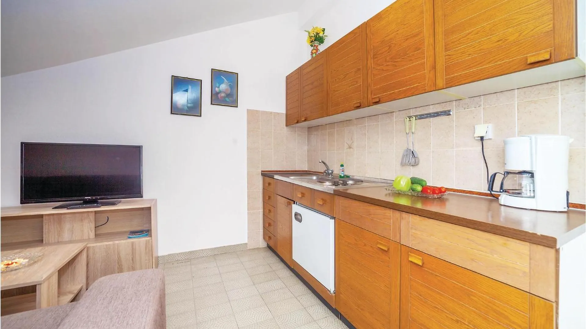 2 Bedroom Amazing Apartment In Crikvenica