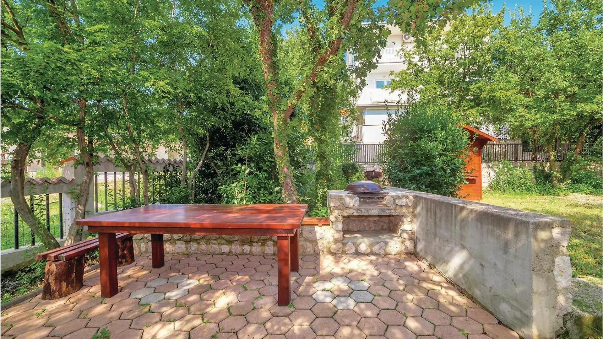 2 Bedroom Amazing Apartment In Crikvenica