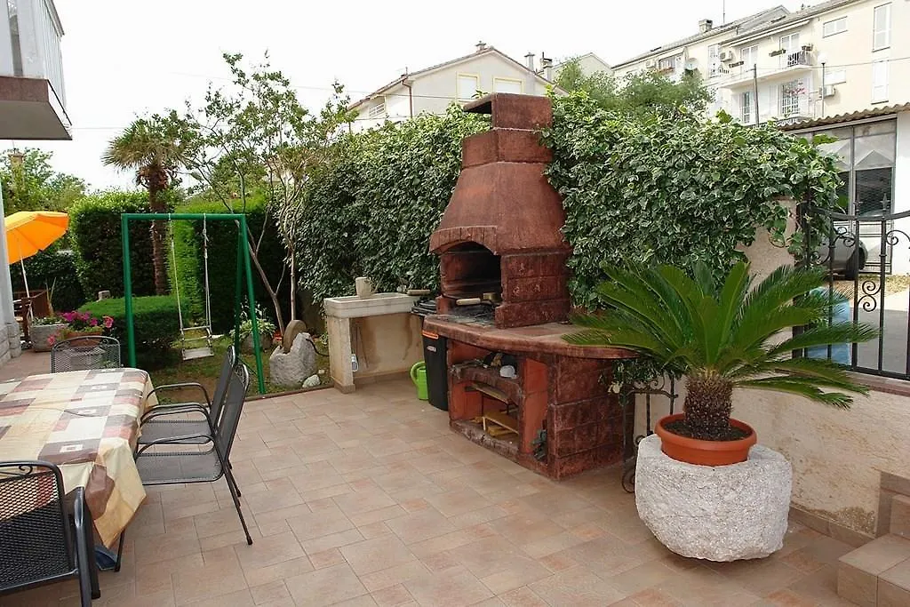 2 Bedroom Amazing Apartment In Crikvenica Croatia